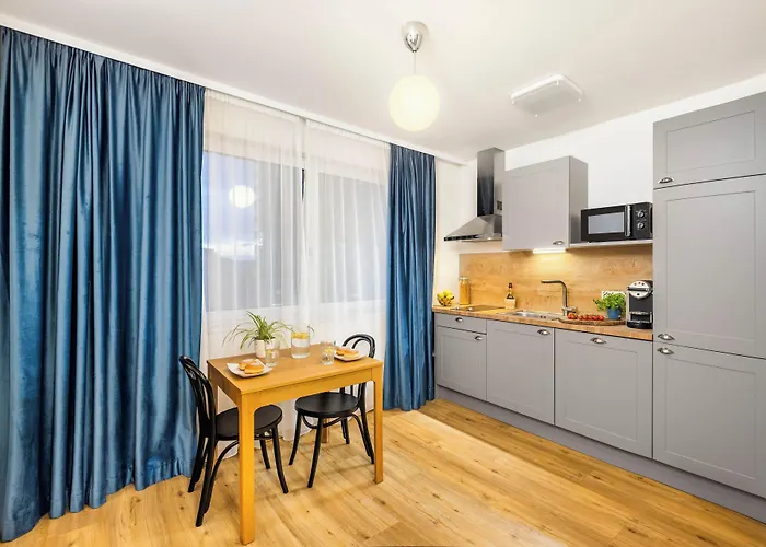 Citadines South 4*