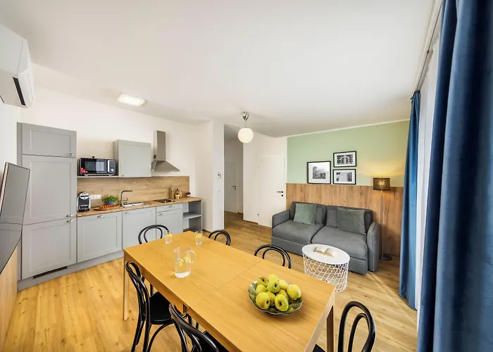 Citadines South 4*